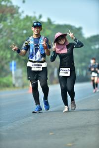 BIB: 40909, 10206
                            <button type="button" onclick="openModal(10115768)" class="btn btn-primary btn-sm float-right btn-popup" data-toggle="modal" data-target=".modal-high-quality">
                        <i class="fas fa-shopping-cart"></i> Add to Cart
                    </button>
                                            <button type="button" onclick="isThisMe(10115768, true)" class="btn btn-success btn-sm float-right btn-popup btn-isme hidden" data-toggle="tooltip" data-placement="bottom" title="นี่คือรูปของคุณใช่ไหม คลิกที่นี่เพื่อเอาเข้าอัลบั้ม">
                        <i class="fas fa-plus"></i> Add to album
                    </button>
                    <button type="button" onclick="isThisMe(10115768, false)" class="btn btn-warning btn-sm float-right btn-popup btn-isnotme hidden">
                        <i class="fas fa-ban"></i> Remove from album
                    </button>